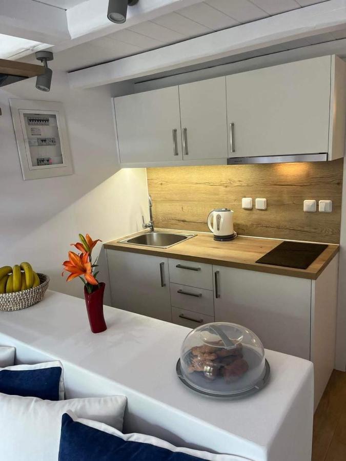 Oasis Rooms Kárisztosz Kültér fotó